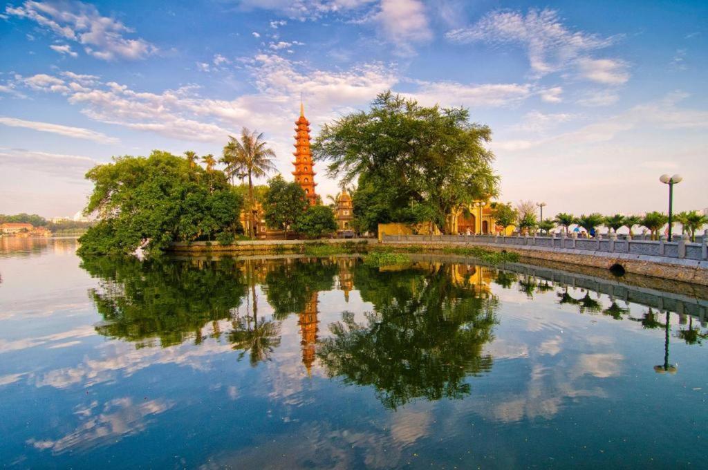 Church Boutique Hotel Hang Trong Hanoi Bagian luar foto