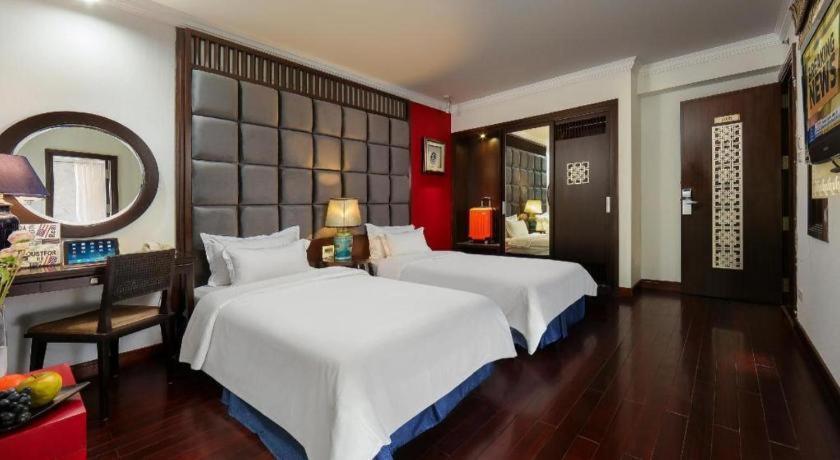 Church Boutique Hotel Hang Trong Hanoi Bagian luar foto