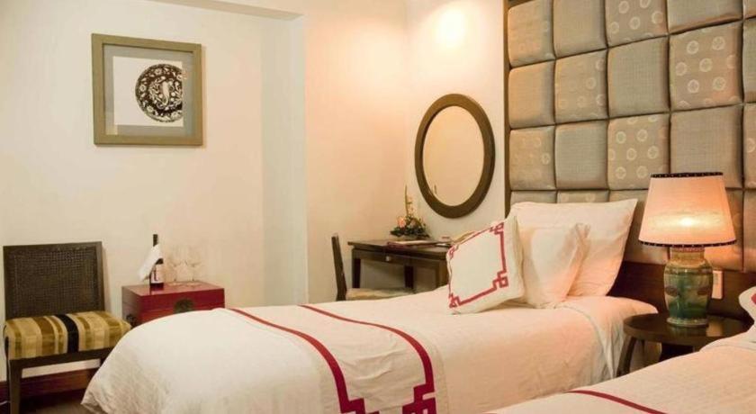 Church Boutique Hotel Hang Trong Hanoi Bagian luar foto