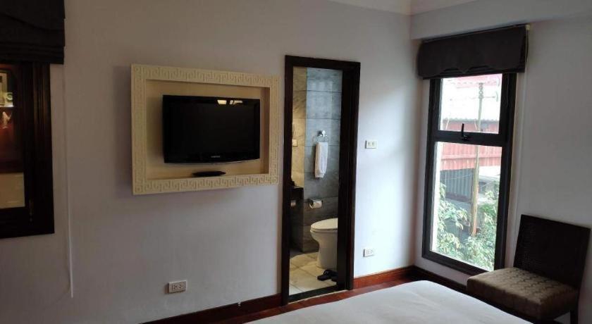Church Boutique Hotel Hang Trong Hanoi Bagian luar foto