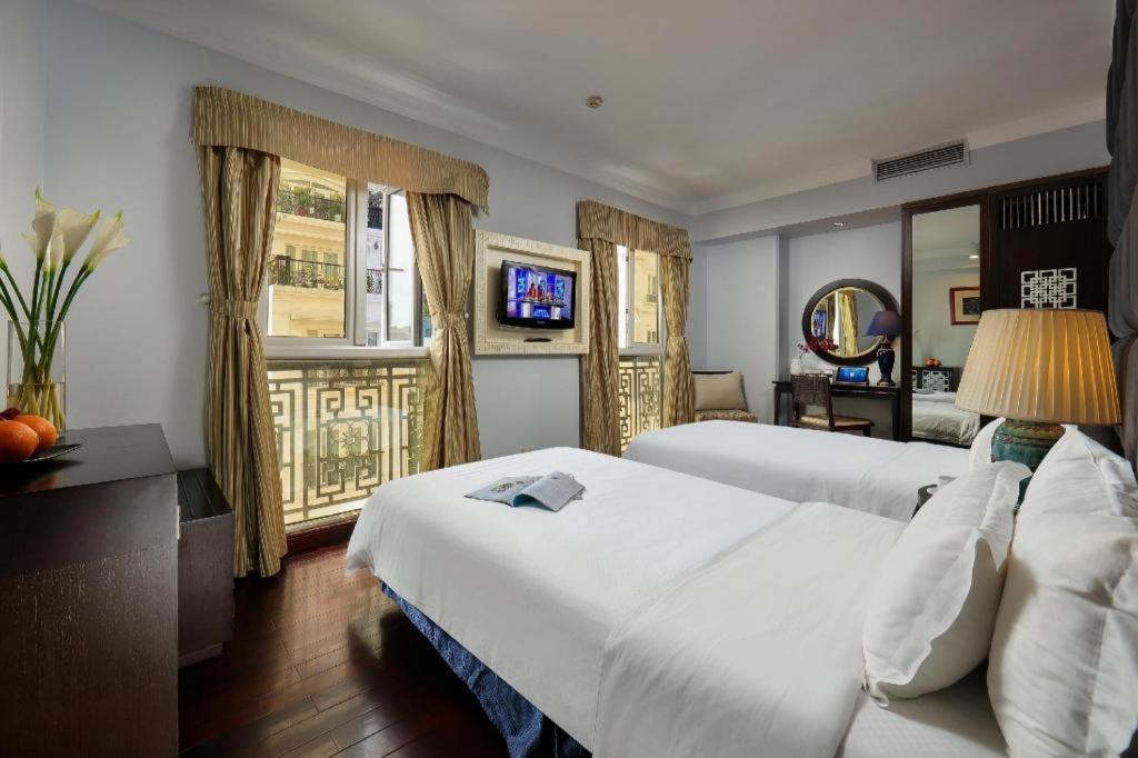 Church Boutique Hotel Hang Trong Hanoi Bagian luar foto