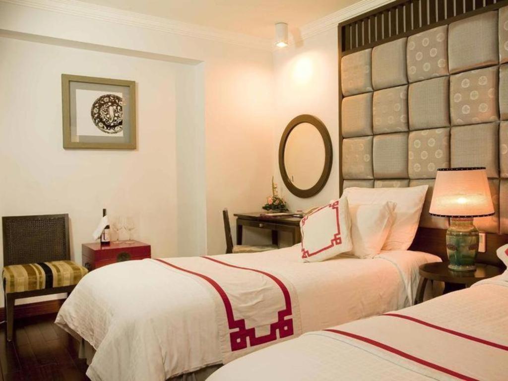 Church Boutique Hotel Hang Trong Hanoi Bagian luar foto
