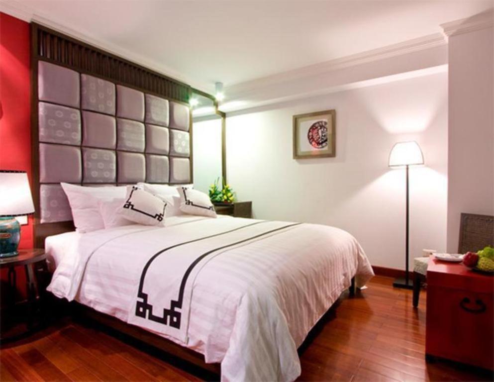 Church Boutique Hotel Hang Trong Hanoi Bagian luar foto